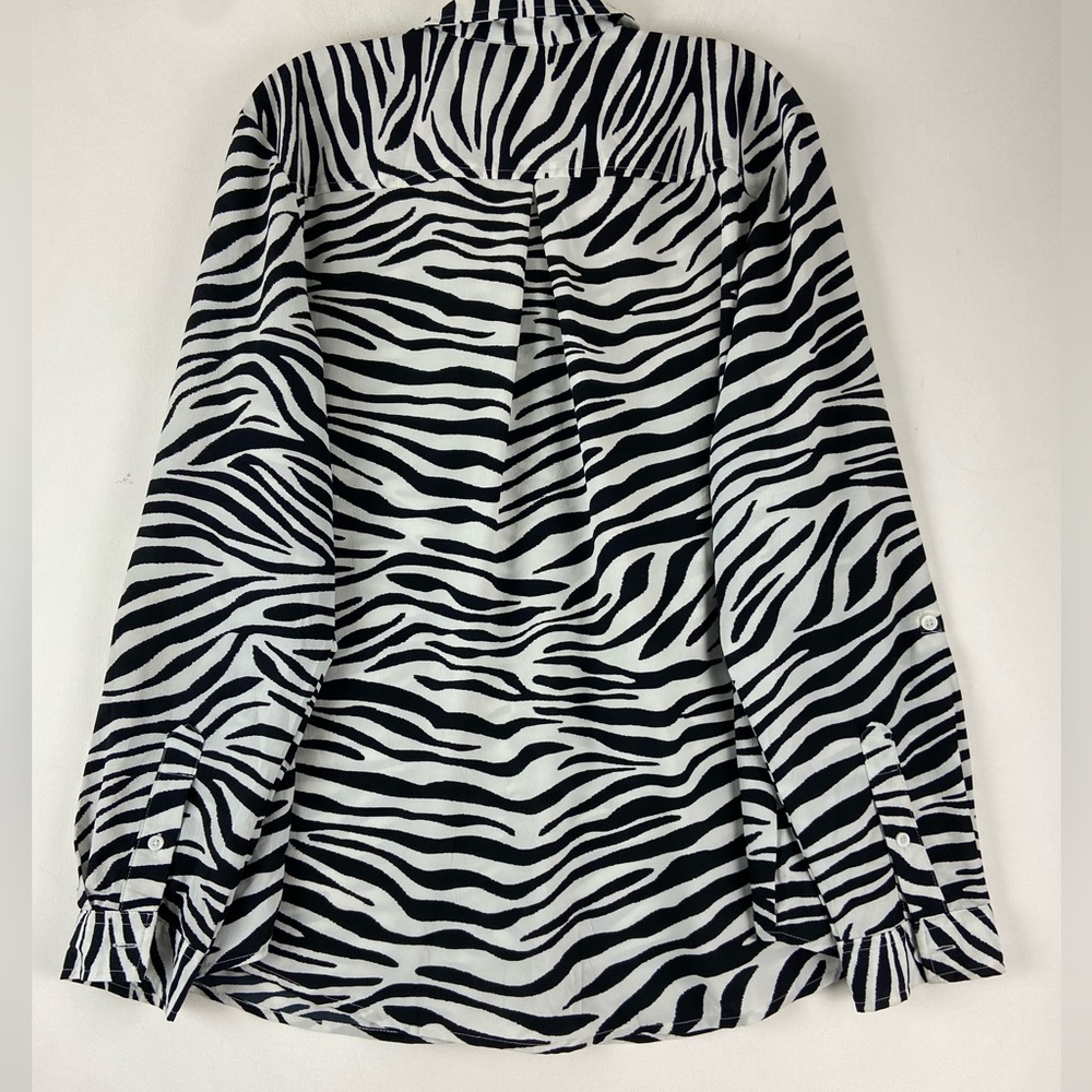 Time and Tru Long Sleeve Black White Animal Print Zebra Shirt Sz XXL 20 (sku395) - Picture 2 of 8